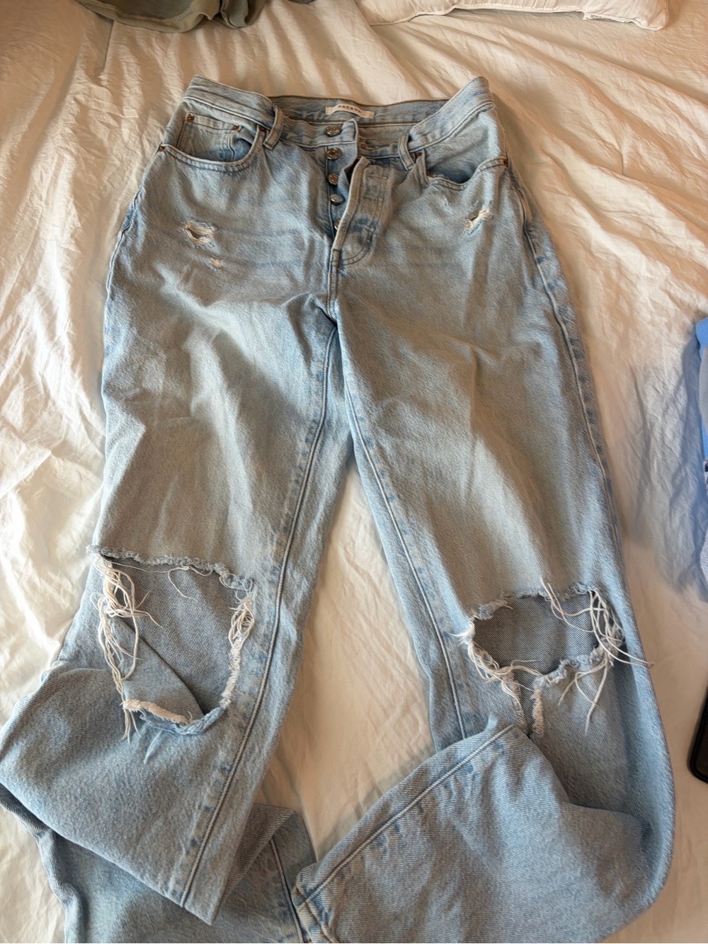PacSun Light Blue High-Rise Distressed Jeans